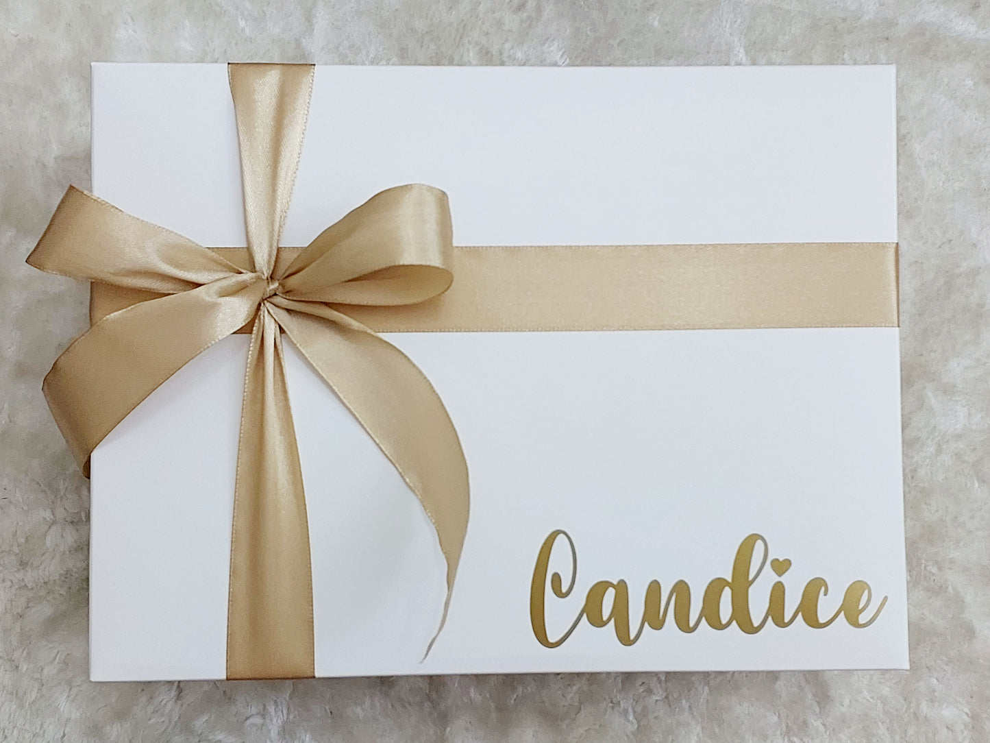GIFT BOX - PUT MY ORDER IN A BOX PERSONALIZED WITH A NAME